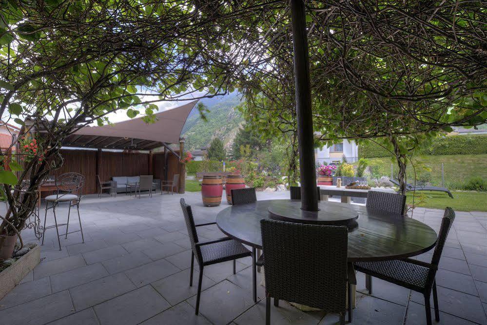 Reves Gourmands, Hotellerie & Gastronomie Vernayaz Exterior photo