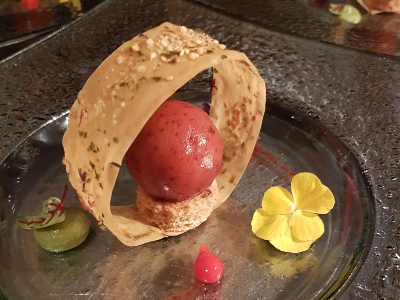 Reves Gourmands, Hotellerie & Gastronomie Vernayaz Exterior photo